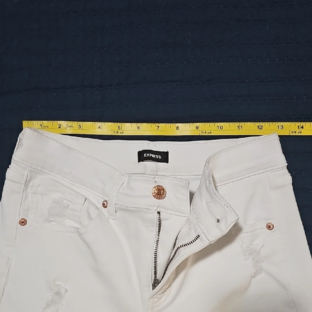 Express White Distressed Skinny Jeans